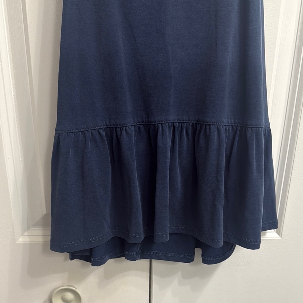 Navy Tank Top - Picture 3 of 6